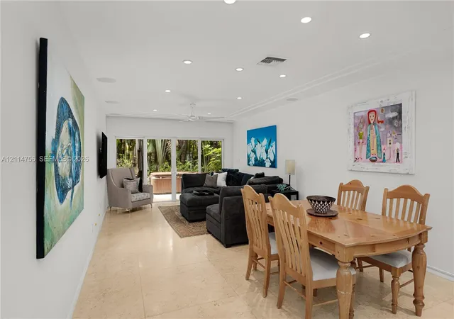 Listing Photo 4 - Condo for sale in building located at 6011 N Bayshore Dr, Miami, FL 33137 - Unit #9
