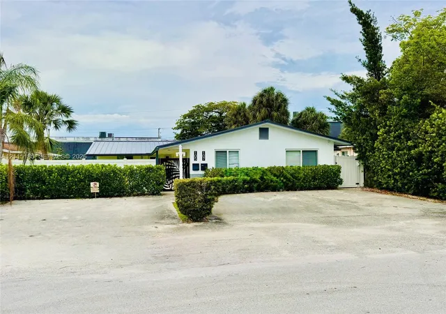 Photo 2 of House for sale at 105-107 NE 30th Court, Wilton Manors, FL 33334 | MLS# A12115185 | Listing updated on 2026-10-31
