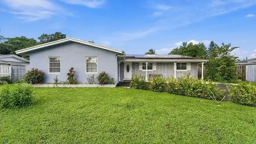 Single family home for sale at 1159 Wynnewood Dr, West Palm Beach, FL 33417 | MLS# B26094304 | Listing updated on 2026-10-30