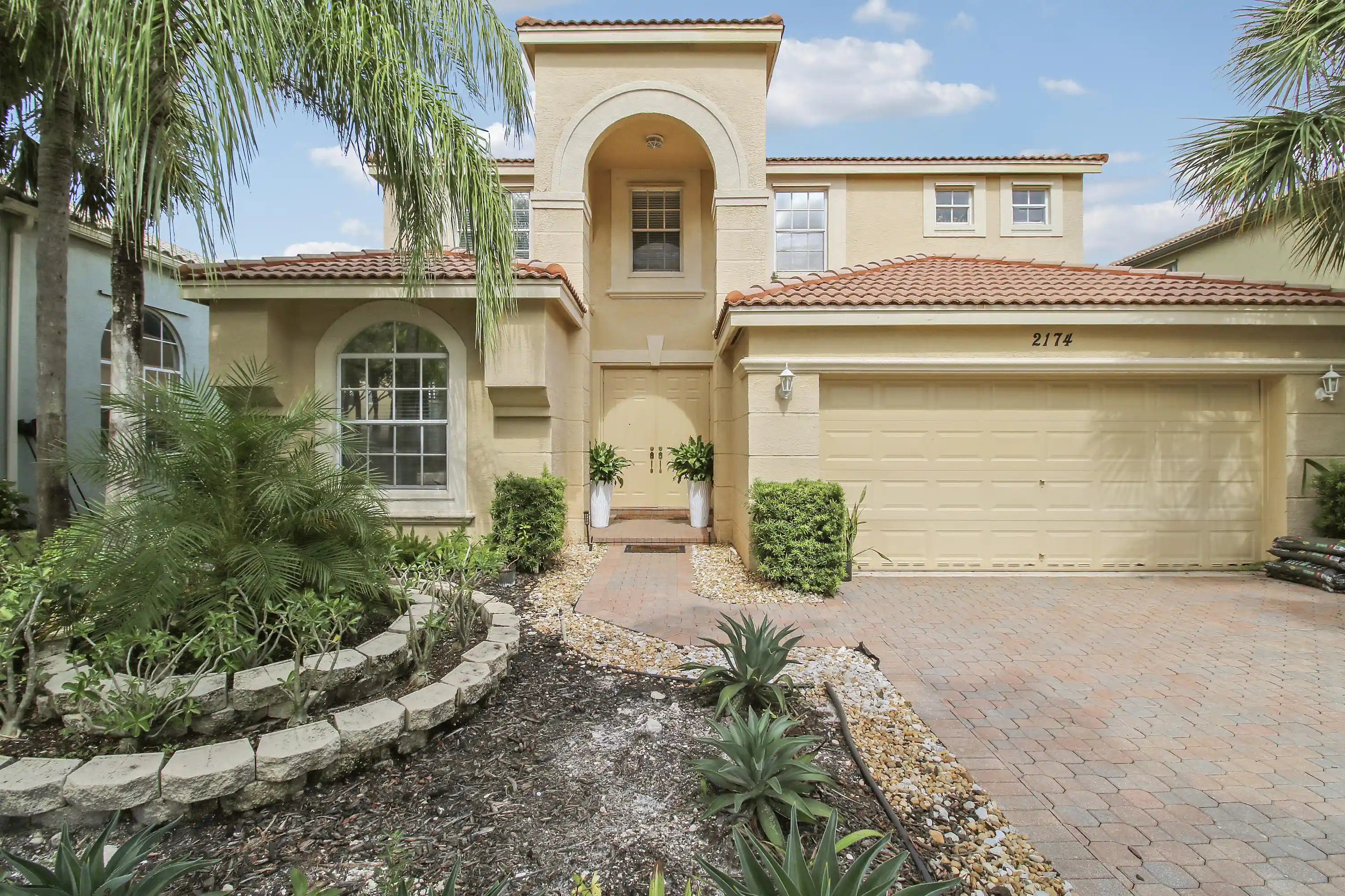 Single family home for sale at 2174 Balsan Way, Wellington, FL 33414 | MLS# B26094371