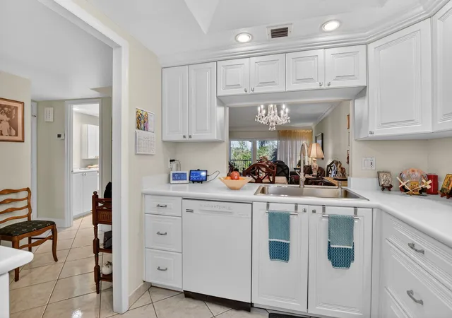 Photo 2 of Condo for sale at 1537 E Hillsboro Blvd #444, Deerfield Beach, FL 33441 | MLS# B26094389 | Listing updated on 2026-10-30