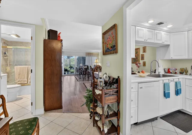 Photo 3 of Condo for sale at 1537 E Hillsboro Blvd #444, Deerfield Beach, FL 33441 | MLS# B26094389 | Listing updated on 2026-10-30