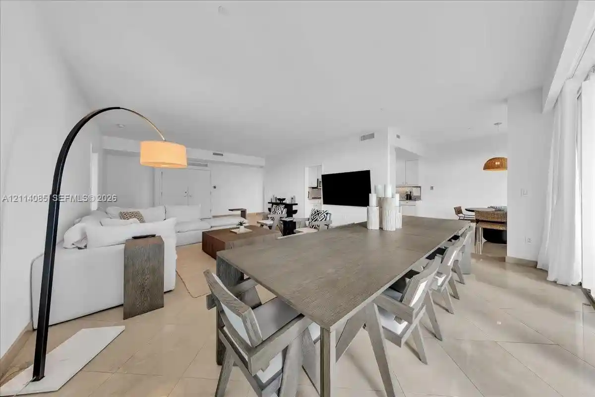 Condo for sale at 10101 Collins Ave #8D, Bal Harbour, FL 33154 | MLS# A12114085