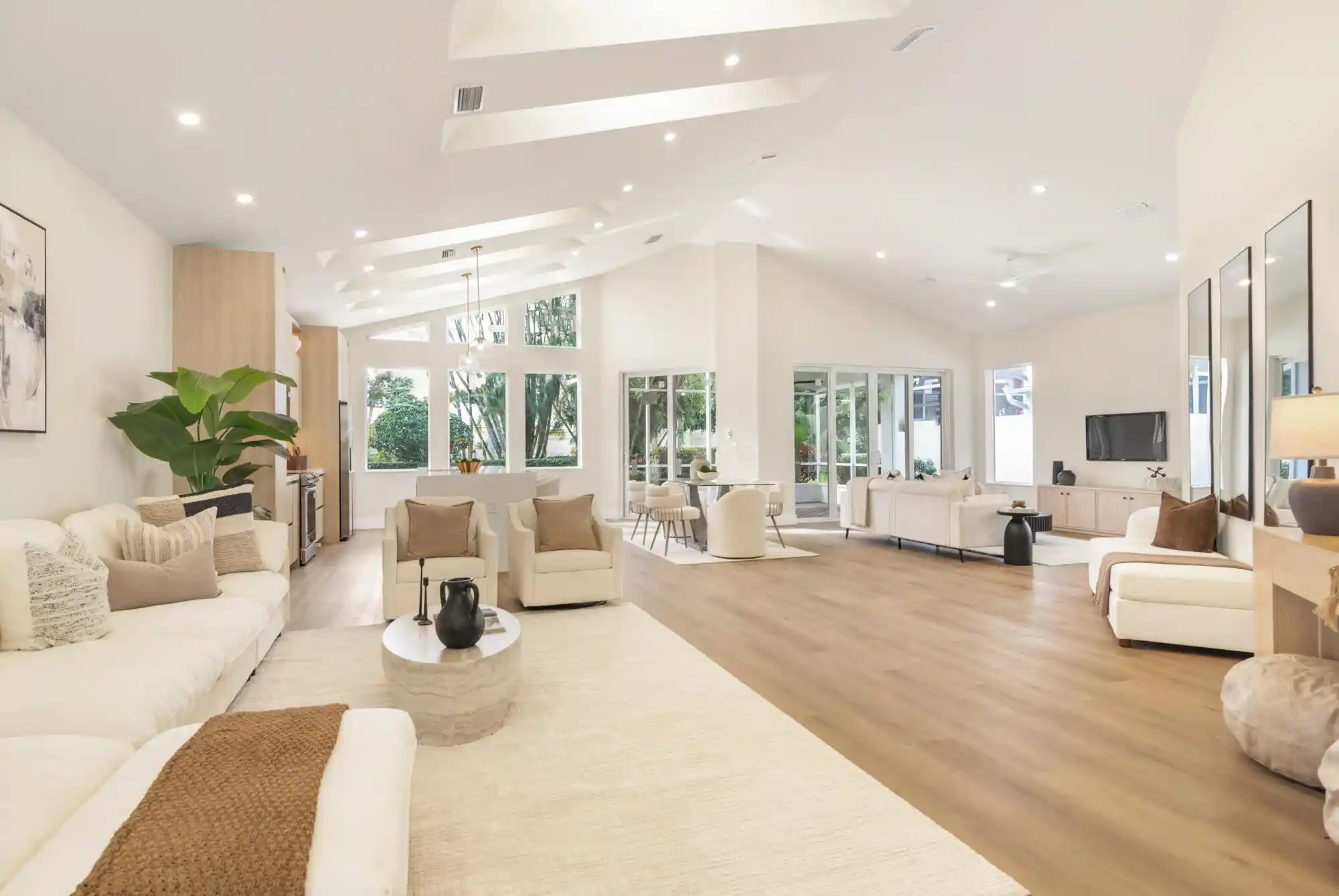 Single family home for sale at 9106 Baybury Ln, West Palm Beach, FL 33411 | MLS# B26094503