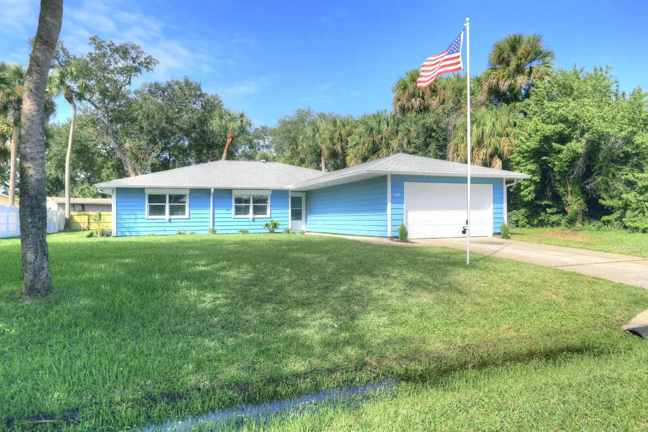 Photo 1 of Single family home for sale at 1090 George St, Sebastian, FL 32958 | MLS# B26094544 | Listing updated on 2026-10-30