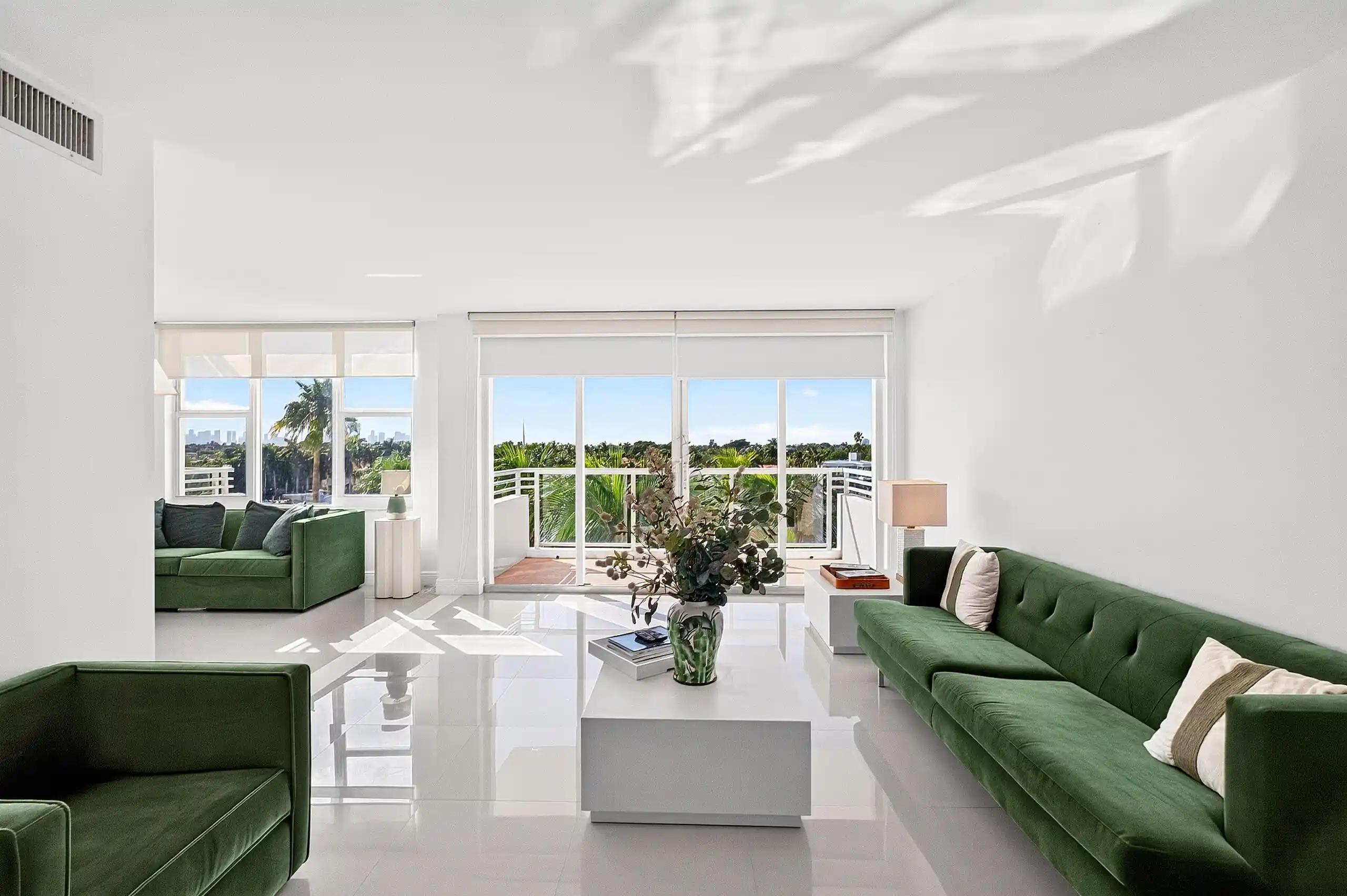 Condo for sale at 5600 Collins Ave #6M, Miami Beach, FL 33140 | MLS# B26094705