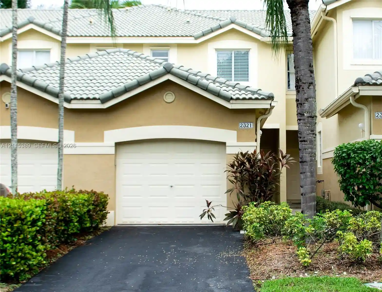 Photo 1 of Townhouse for sale at 2321 Cordoba Bnd, Weston, FL 33327 | MLS# A12115389 | Listing updated on 2026-10-30