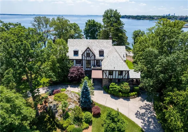 1st image of 6 Shore Rd, Rye, NY 10580 | MLS# H6183616