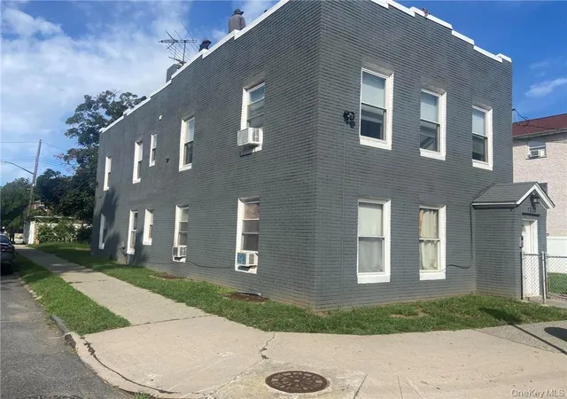 2nd image of 1225 Hollywood Ave, Bronx, NY 10461 | MLS# H6205115