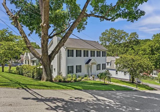 4th image of 70 Orchard Pl, Thornwood, NY 10594 | MLS# H6241195