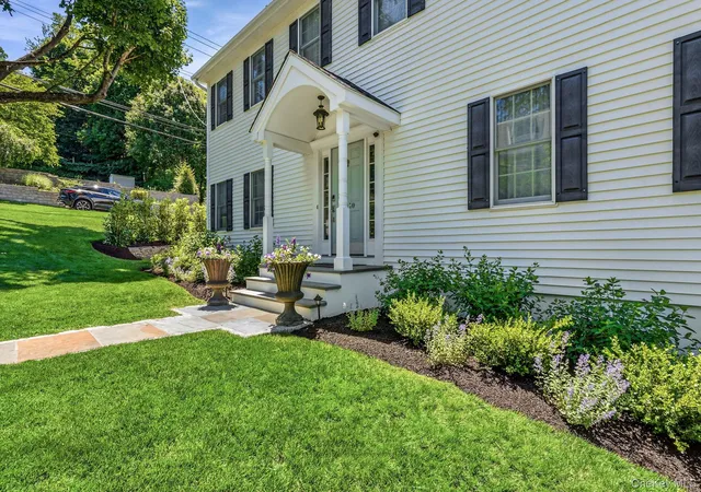 5th image of 70 Orchard Pl, Thornwood, NY 10594 | MLS# H6241195