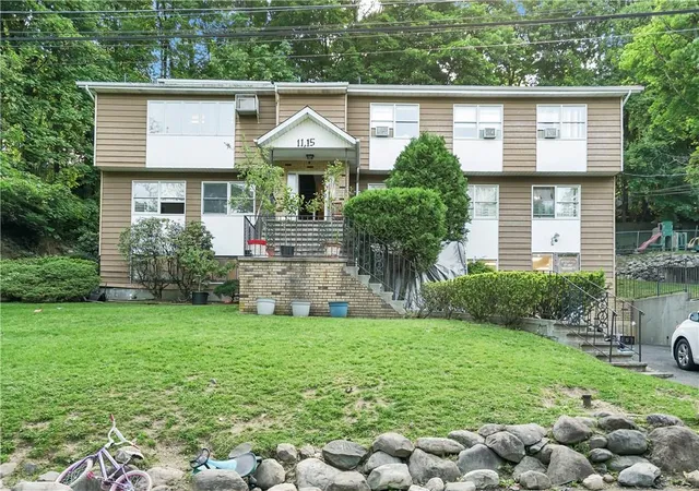 Photo 2 of Sale Pending at 11 Emes Ln, Monsey, NY 10952 | MLS# H6244544 | Listing updated on 2025-08-07