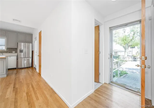 3rd image of 178D Edgewater Park, New York, NY 10465