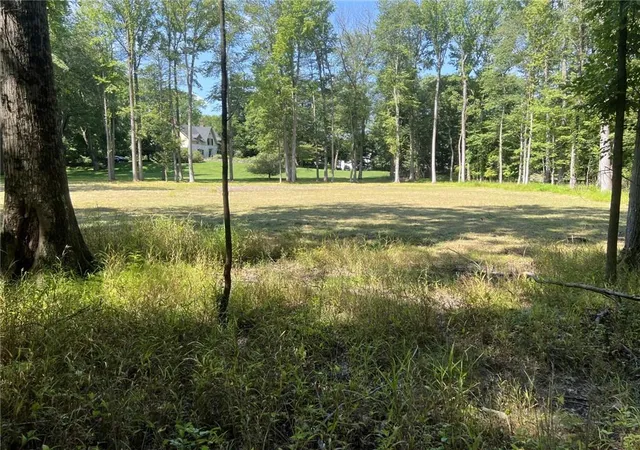 Photo 3 of Sale Pending at 219 Route 9w, Palisades, NY 10964 | MLS# H6264742 | Listing updated on 2026-04-14