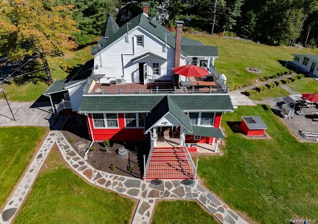Photo 4 of Single family home for sale at 180 Yulan Barryville Rd, Barryville, NY 12719 | MLS# H6265364 | Listing updated on 2026-09-25