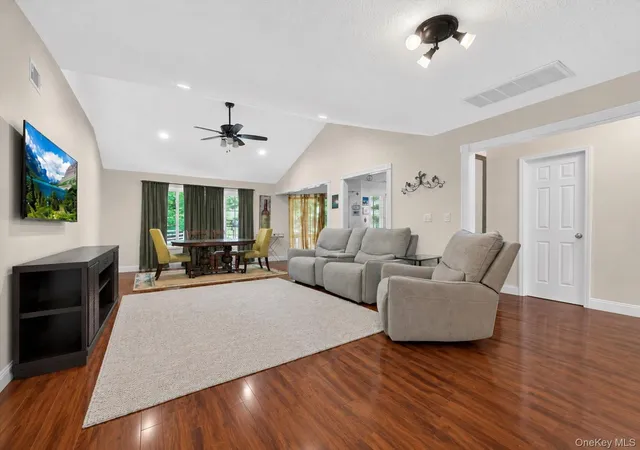 Photo 5 of Condo for sale at 198 Eagle Ridge Way, Clarkstown, NY 10954 | MLS# H6265541 | Listing updated on 2026-09-04