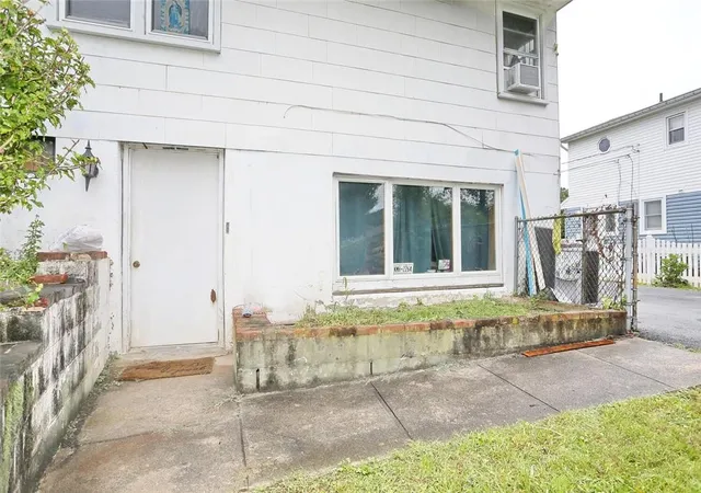 Photo 11 of Sale Pending at 67 Capt Shankey Dr, Garnerville, NY 10923 | MLS# H6271050 | Listing updated on 2024-11-15