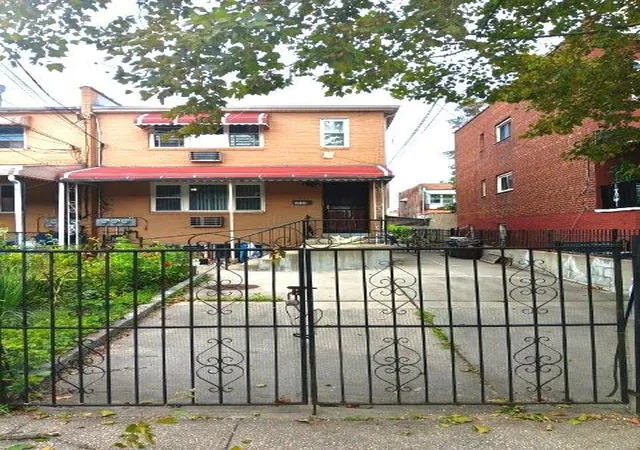 1st image of 1023 E 224th St, New York, NY 10466 | MLS# H6271694