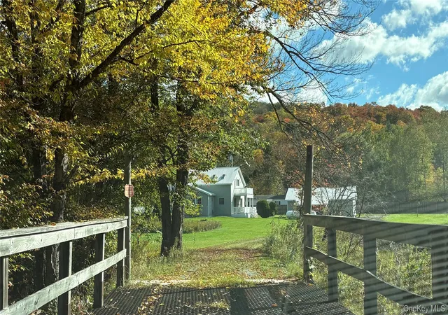 Photo 1 of Single family home for sale at 141 Bonnie Brook Rd, Roscoe, NY 12776 | MLS# H6272618 | Listing updated on 2026-10-06