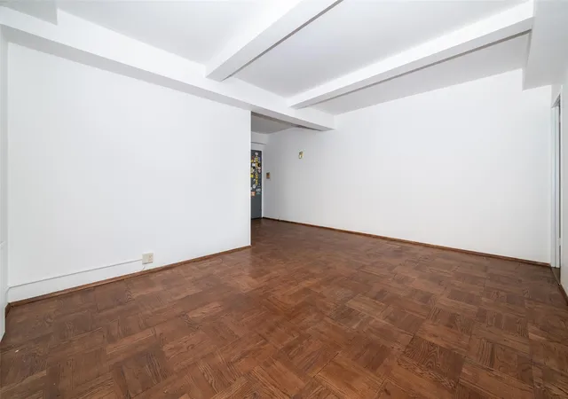 Photo 3 of Sale Pending at 2120 E Tremont Ave #4F, New York, NY 10462 | MLS# H6273801 | Listing updated on 2026-07-31