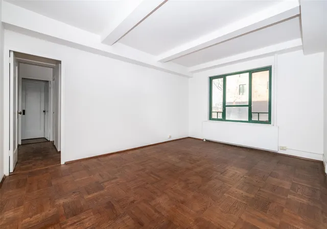 Photo 3 of Sale Pending at 2120 E Tremont Ave #4F, New York, NY 10462 | MLS# H6273801 | Listing updated on 2026-07-31