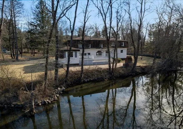 1st image of 111 Montebello Rd, Suffern, NY 10901 | MLS# H6281376