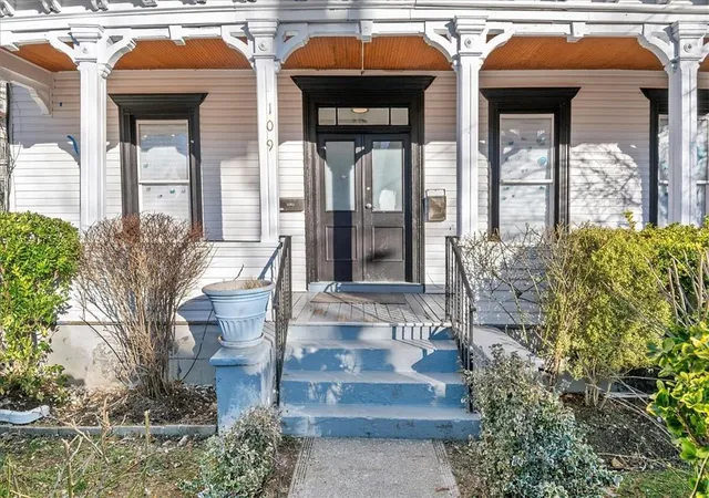 2nd image of 109 S 12th Ave, Mount Vernon, NY 10550 | MLS# H6283804
