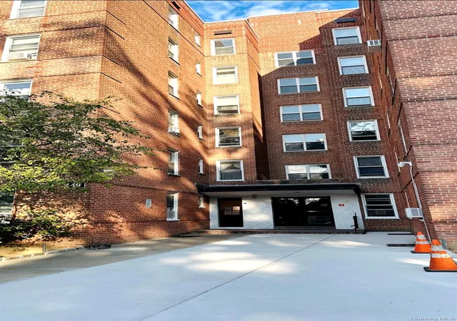 Photo 2 of Condo for sale at 19 Abeel St #6H, Yonkers, NY 10705 | MLS# H6284753 | Listing updated on 2026-09-12