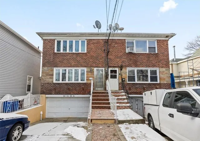 Photo 1 of Sale Pending at 8754 110th St, Richmond Hill, NY 11418 | MLS# H6287557 | Listing updated on 2024-12-04