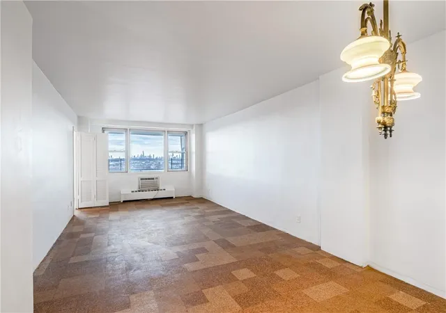 Photo 4 of Sale Pending at 1655 Flatbush Avenue Avenue #B1802, Brooklyn, NY 11210 | MLS# H6291124 | Listing updated on 2024-12-03