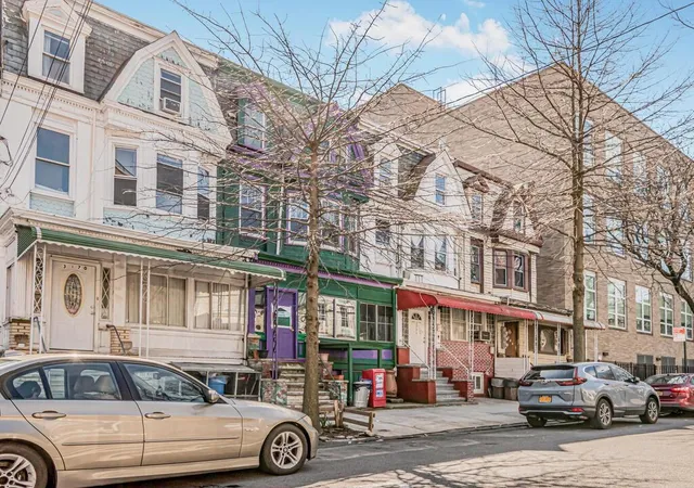 Photo 1 of Sale Pending at 3270 Hull Ave, Bronx, NY 10467 | MLS# H6297989 | Listing updated on 2024-12-04