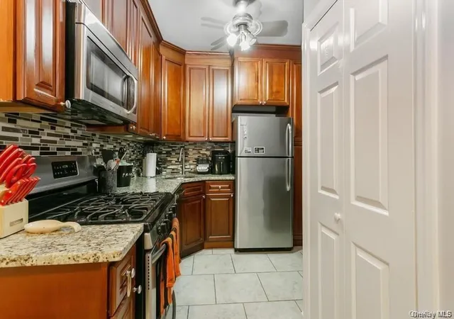 4th image of 48 Parkway Rd, Eastchester, NY 10708 | MLS# H6298273