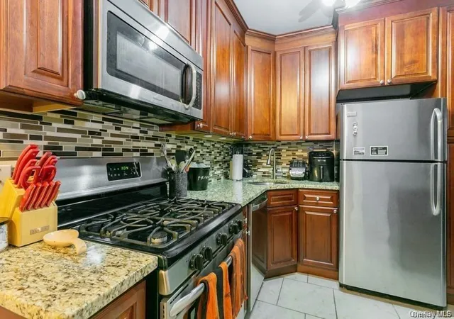 5th image of 48 Parkway Rd, Eastchester, NY 10708 | MLS# H6298273