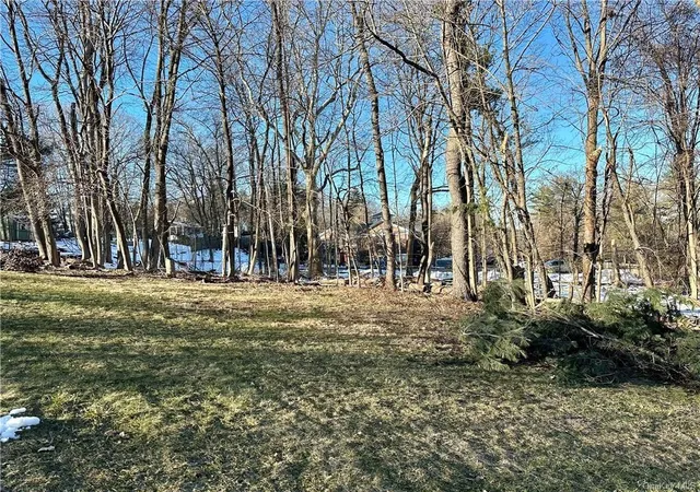1st image of 51 Strawtown Rd, West Nyack, NY 10994 | MLS# H6300984