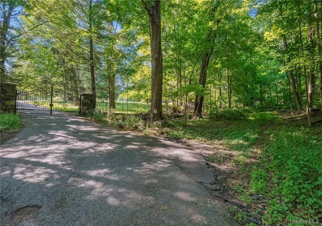 Photo 2 of Land for sale at 3 Route 100, Somers, NY 10536 | MLS# H6302034 | Listing updated on 2026-08-02