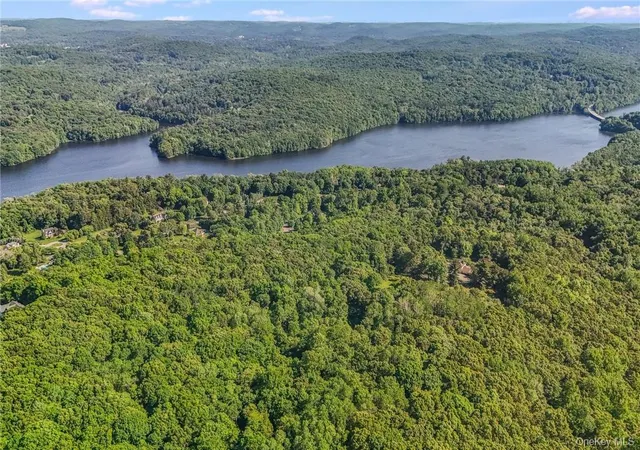 Photo 3 of Land for sale at 3 Route 100, Somers, NY 10536 | MLS# H6302034 | Listing updated on 2026-08-02