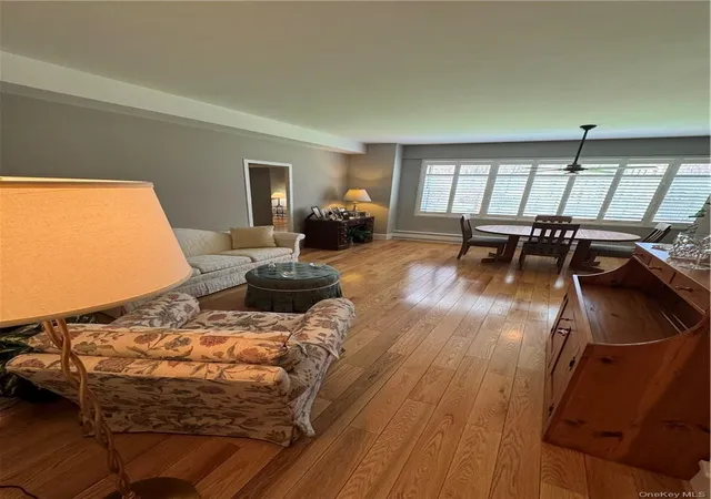 3rd image of 8 Fordham Hill Oval #1B, New York, NY 10468 | MLS# H6302185