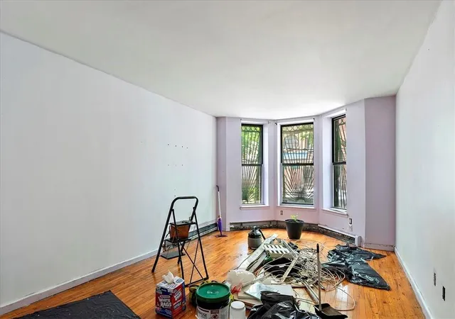 Photo 3 of Sale Pending at 1012 Faile St #1012A, Bronx, NY 10459 | MLS# H6308234 | Listing updated on 2025-05-01