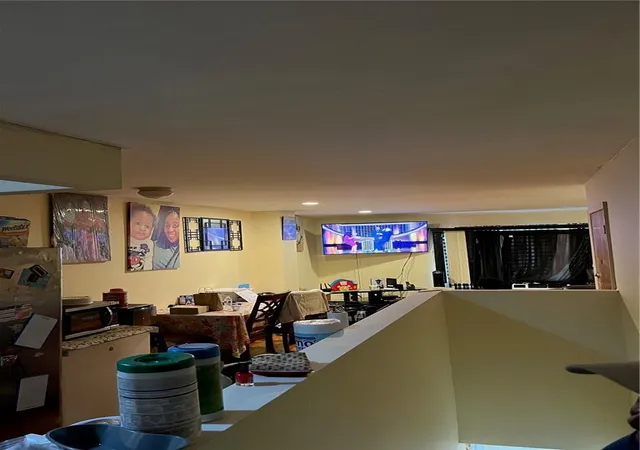 5th image of 919 Mace Ave, New York, NY 10469 | MLS# H6310557