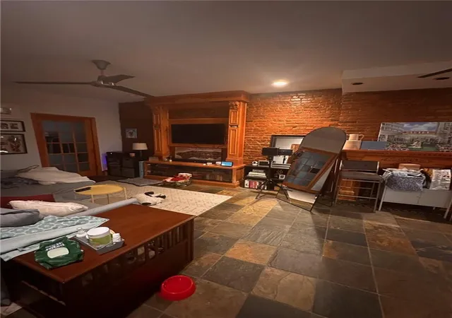 Photo 3 of Sale Pending at 429 E 118Th St, New York, NY 10035 | MLS# H6310866 | Listing updated on 2025-04-04