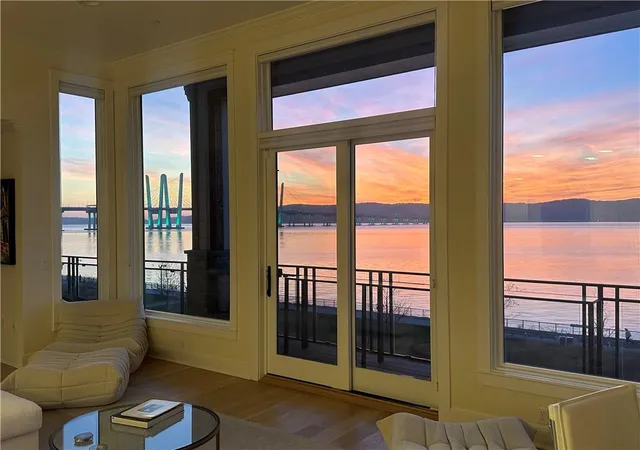 Condominium at 45 Hudson View Way #405, Tarrytown, NY 10591 | MLS# H6312431 |  | Sold on 2024-10-31