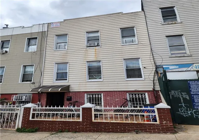 Photo 1 of Sale Pending at 76 Beaver St, Brooklyn, NY 11206 | MLS# H6312805 | Listing updated on 2024-12-04