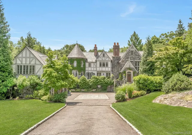 Photo 1 of Mansion for sale at 19 Park Dr S, Harrison, NY 10580 | MLS# H6317077 | Listing updated on 2026-06-11