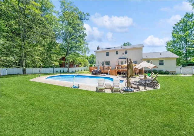 2nd image of 31 Brookline Way, New City, NY 10956 | MLS# H6318782