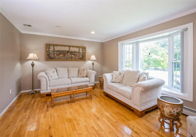 5th image of 31 Brookline Way, New City, NY 10956 | MLS# H6318782