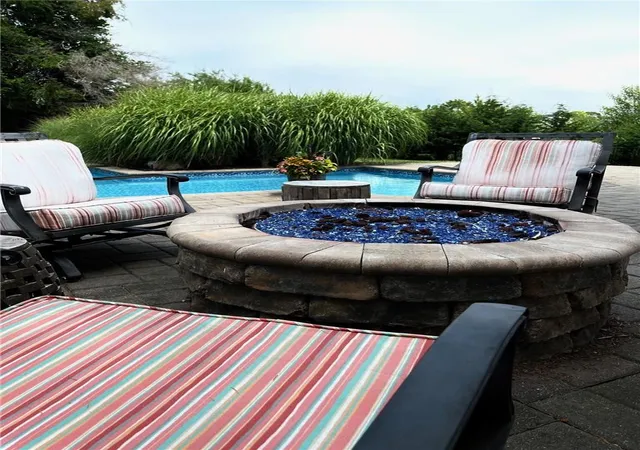 5th image of 80 Udalia Ct, West Islip, NY 11795 | MLS# H6318887