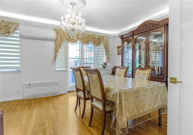 Photo 3 of Sale Pending at 764 Kent Ave #2, Brooklyn, NY 11249 | MLS# H6319616 | Listing updated on 2025-01-27
