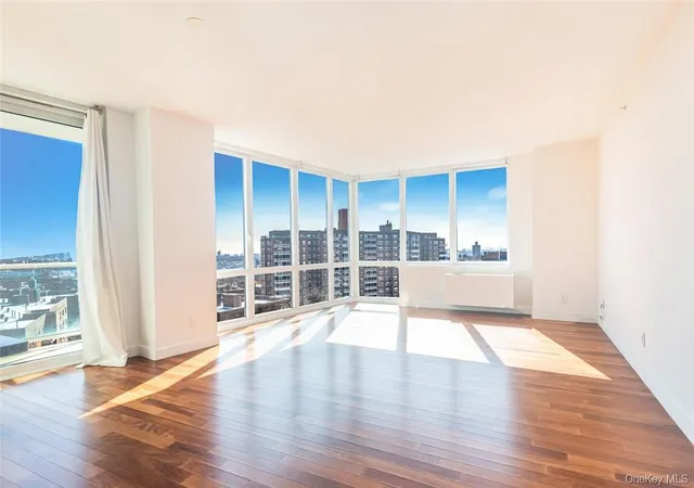 Photo 3 of Condo for sale at 640 W 237Th St #11A, Bronx, NY 10463 | MLS# H6319730 | Listing updated on 2026-09-30