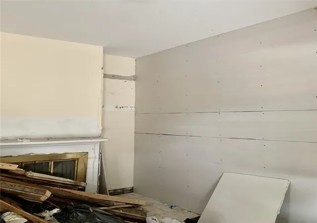2nd image of 41 Groshon Ave, Yonkers, NY 10701 | MLS# H6322153