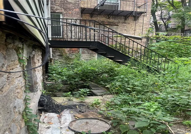 2nd image of 1818 Topping Ave, Bronx, NY 10457 | MLS# H6322274